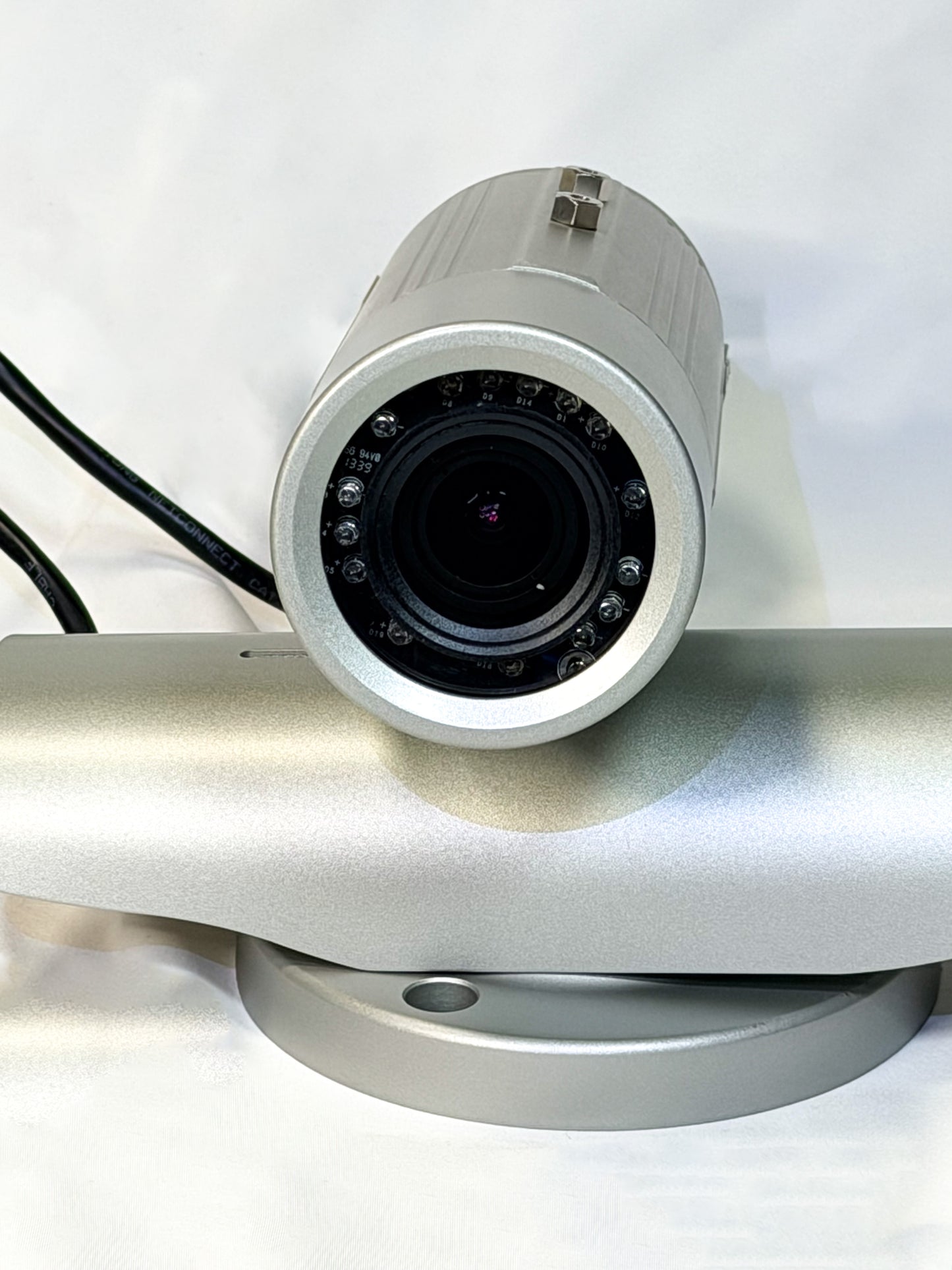 Cámara de Vigilancia ACTI E44 – Modelo Descontinuado en Stock