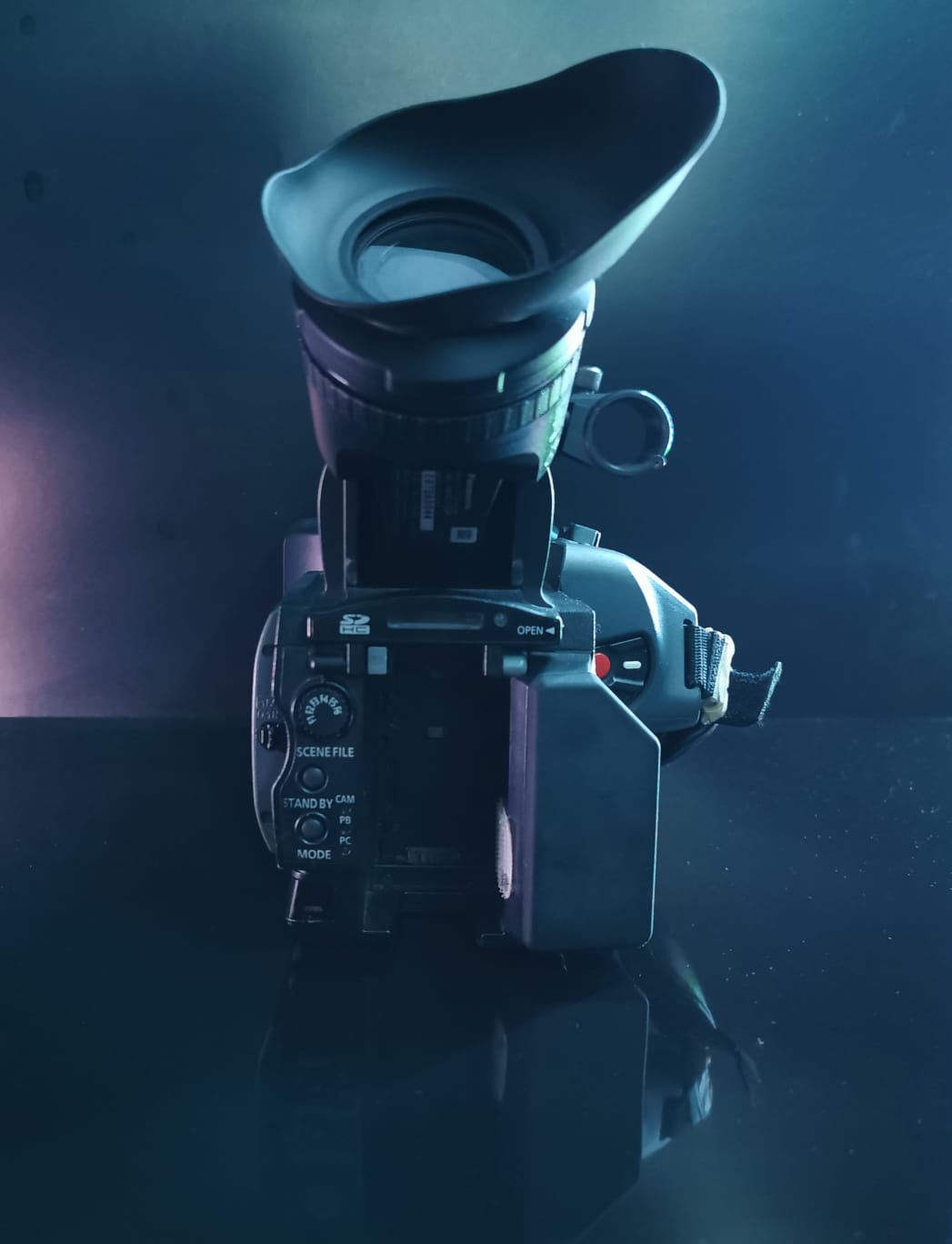 Videocámara Profesional Panasonic AG-HMC150 Descontinuada – Lente Leica Dicomar